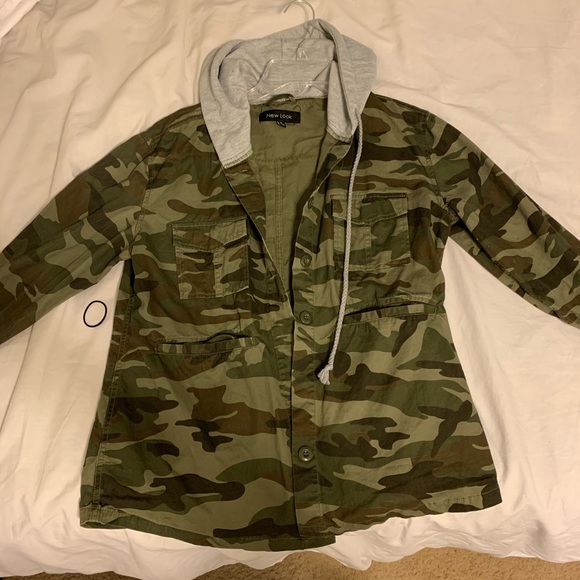 new looks camo utility jacket hooded - Picture 1 of 1